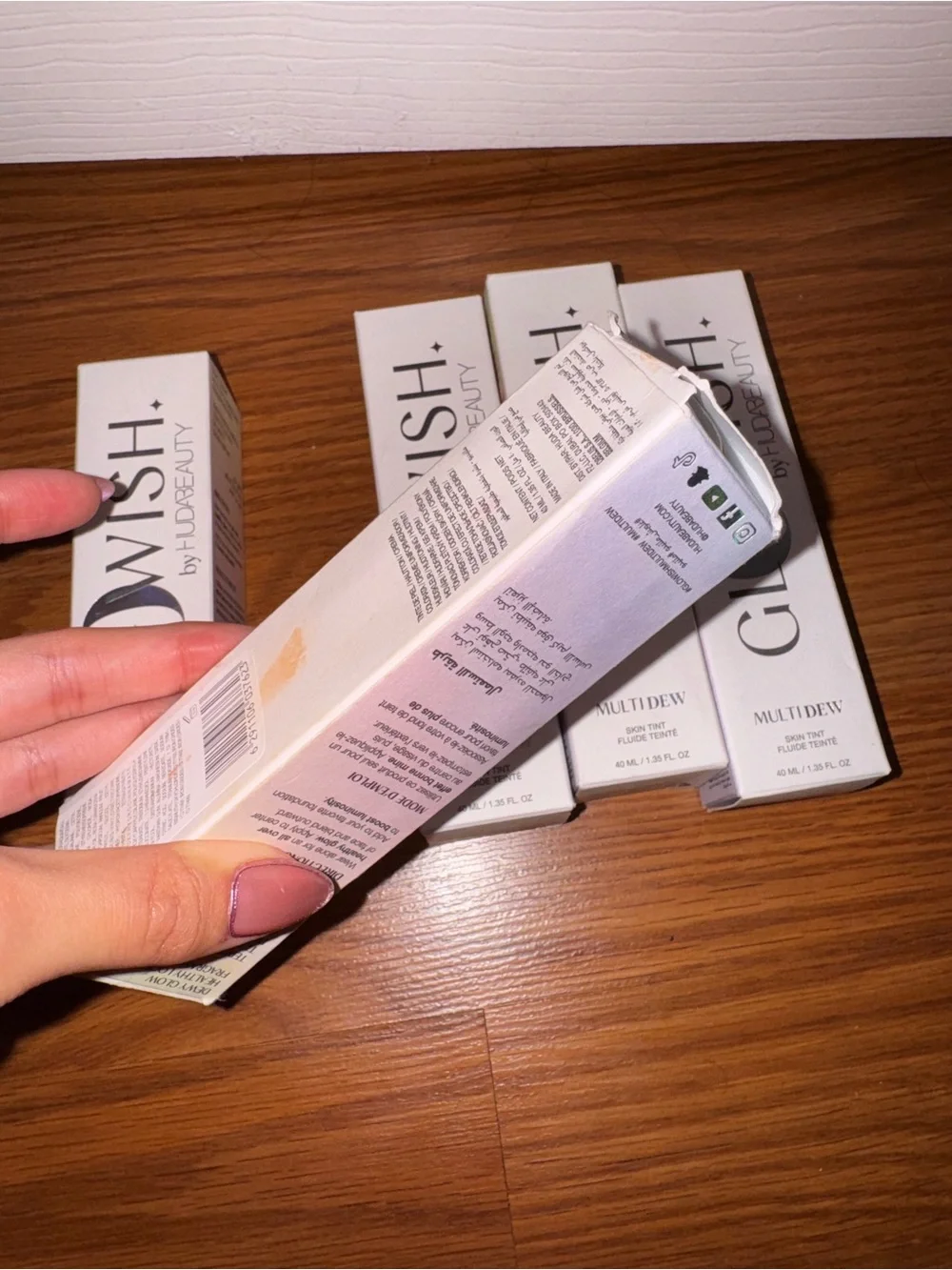 Huda Beauty GloWish Skin Tint Bundle